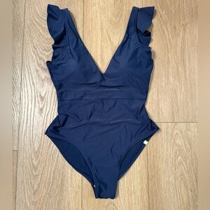 Summersalt Ruffle Backflip one piece swimsuit size 8